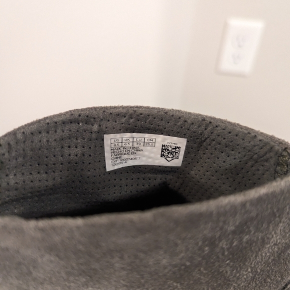 TOMS Leila Forrest Green Suede Booties sz 8.5 - Picture 5 of 6